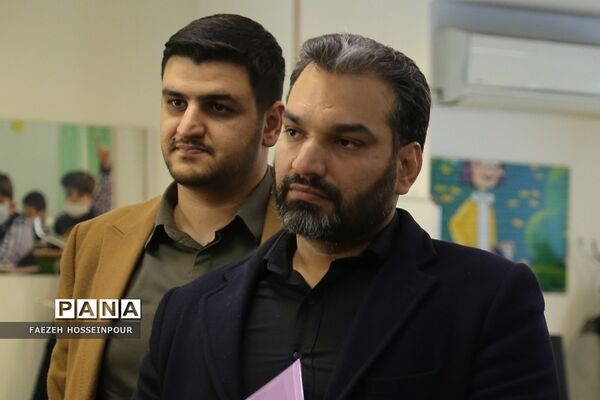 بازدید مأمورین و رابطین سازمان دانش‌آموزی شهرستان‌های استان تهران از تحریریه خبرگزاری پانا