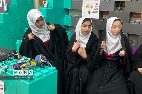 دومین نمایشگاه دستاوردهای پژوهشی دانش‌آموزی در پارک فناوری پردیس