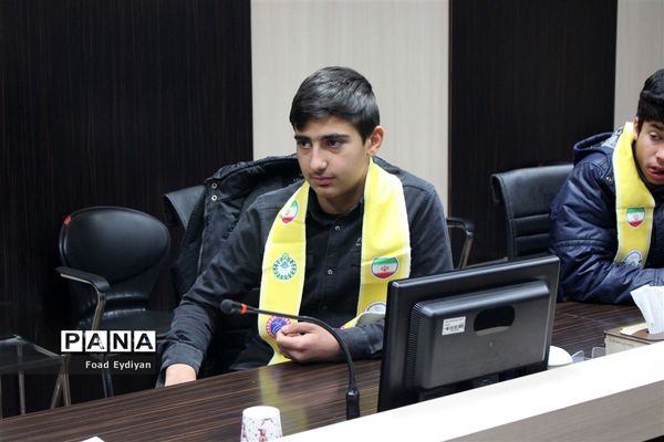 اولین نشست اعضای شوراهای دانش‌آموزی پسران گلبهار
