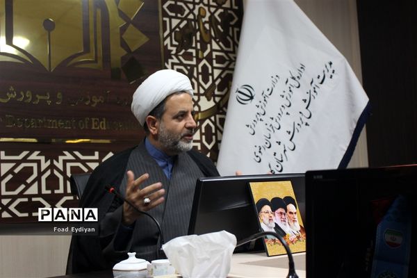 اولین نشست اعضای شوراهای دانش‌آموزی پسران گلبهار