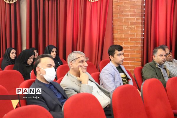 نشست دانش افزایی مدیران، معاونین و مربیان پرورشیِ مدارس ورامین