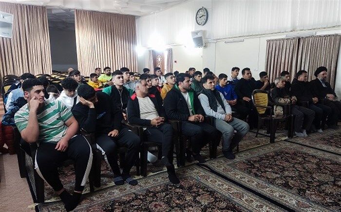 آشنایی ملی پوشان نوجوان کشتی فرنگی با شخصیت حضرت معصومه(س)