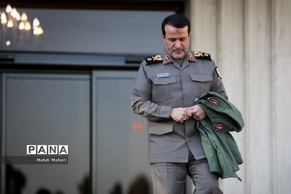 حاشیه جلسه هیات دولت - ۲۷ دی