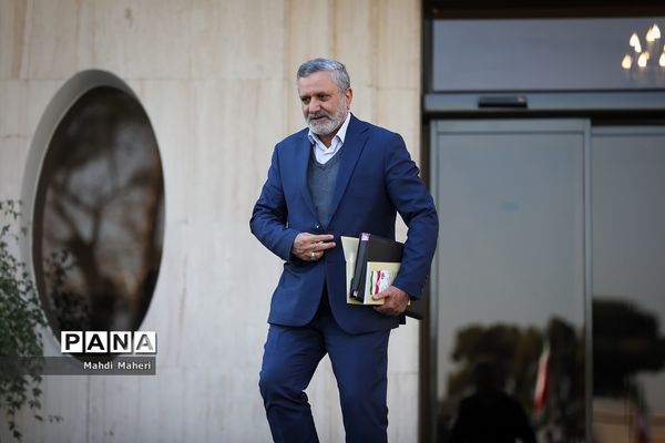 حاشیه جلسه هیات دولت - ۲۷ دی