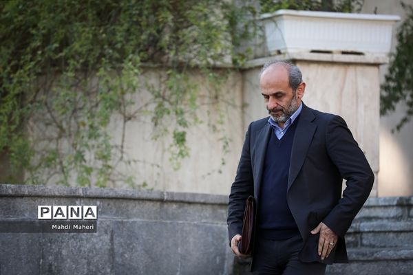 حاشیه جلسه هیات دولت - ۲۷ دی