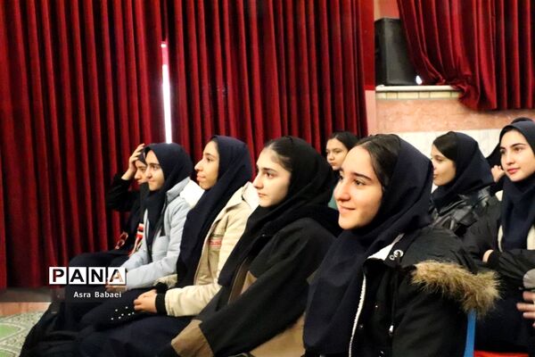 اردوی هفت سنگ  دانش‌آموزان  دختر استان آذربایجان شرقی