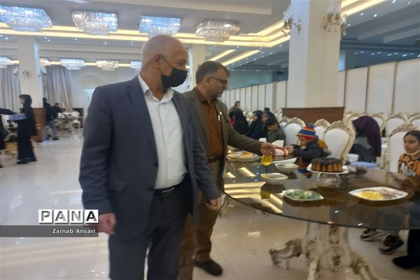 برگزاری جشنواره غذای سالم و صنایع‌دستی در تالار آوین شهرستان ملارد