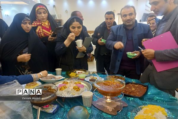 برگزاری جشنواره غذای سالم و صنایع‌دستی در تالار آوین شهرستان ملارد