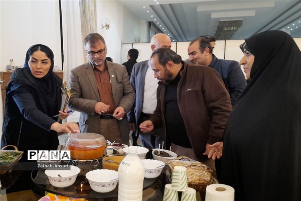 برگزاری جشنواره غذای سالم و صنایع‌دستی در تالار آوین شهرستان ملارد