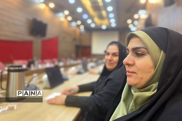 برگزاری کارگاه آموزشی تحکیم خانواده ویژه کارکنان دستگاه‌های دولتی در اداره‌کل شهرستان‌های استان تهران