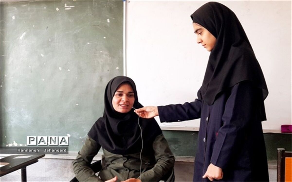 معلمی شغل نیست، عشق است