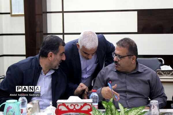 جلسه ستاد امتحانات و حفاظت آزمون در بوشهر