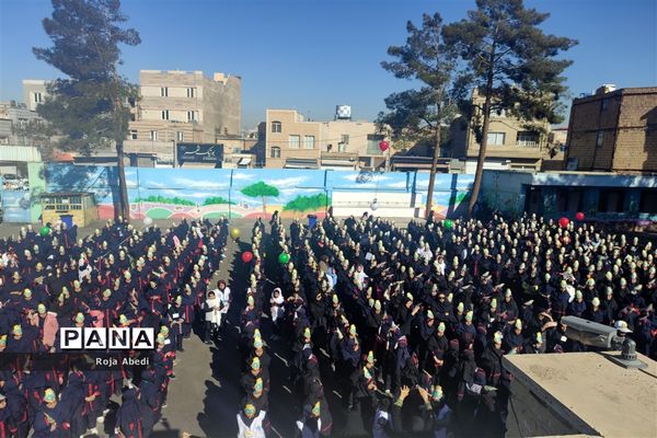 مراسم روز هوای پاک و محیط زیست در مدرسه شهید سمیه قرچک