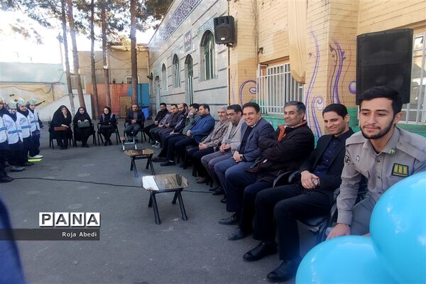 مراسم روز هوای پاک و محیط زیست در مدرسه شهید سمیه قرچک
