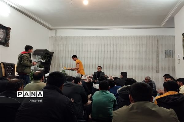 برگزاری هم اندیشی آشنایی با مسائل فضای مجازی در خلیل آباد