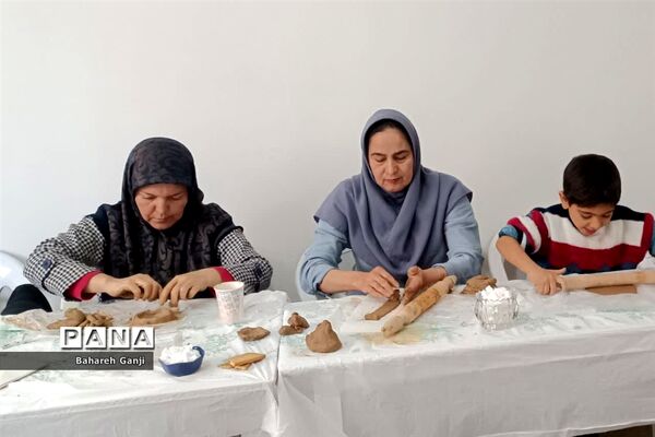 برگزاری سومین کارگاه توانمندی‌سازی هنرهای دستی رشته سفالگری در نیشابور