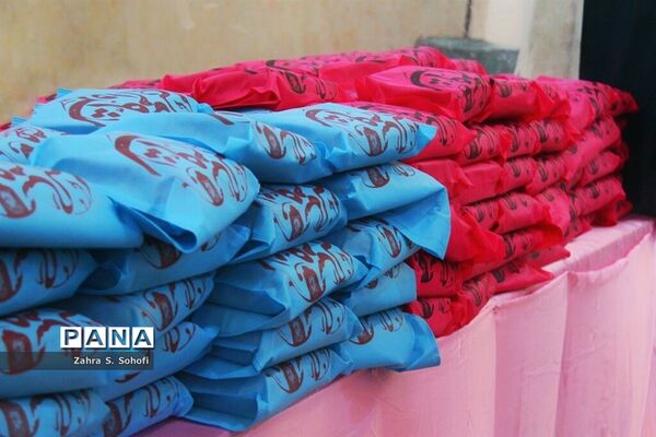 جشن تکلیف 1200 دانش‌آموز مدارس دخترانه غیردولتی در حرم حضرت معصومه(س)