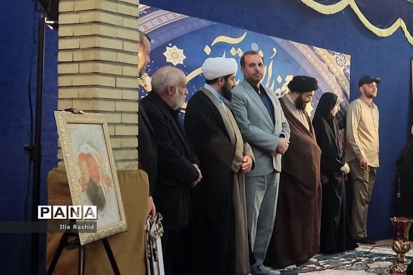 محفل انس با قرآن کریم در قرچک