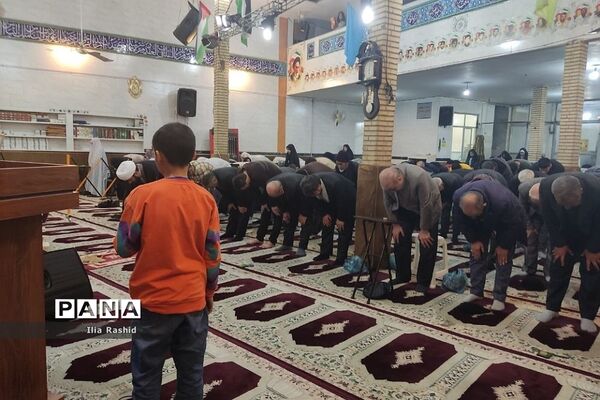 محفل انس با قرآن کریم در قرچک