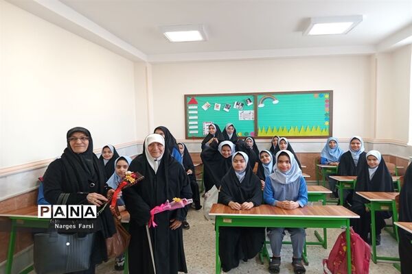 افتتاح طرح توسعه 3 کلاسه دبستان برکت محمود‌آباد قم