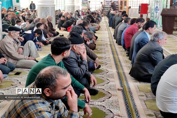 حضور مدیرکل آموزش پرورش در نمازجمعه شهر آشخانه