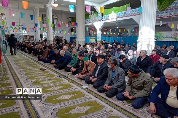 حضور مدیرکل آموزش پرورش در نمازجمعه شهر آشخانه
