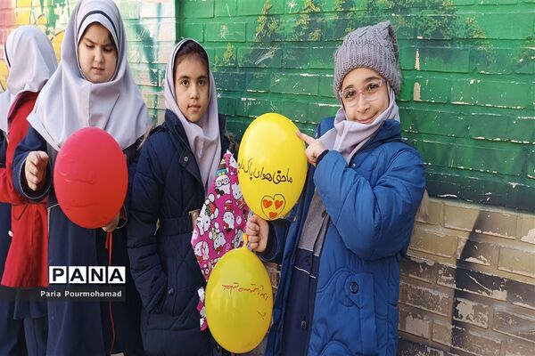 برگزاری جشنواره بادبادک‌ها به مناسبت هفته  هوای پاک