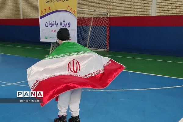 آغاز جام باشگاه‌های شهرداری شهرستان شهریار ویژه‌ی دختران در شهرک‌ وائین
