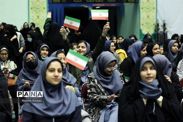 جشن تکلیف سیاسی دانش‌آموزان رأی اولی‌‌