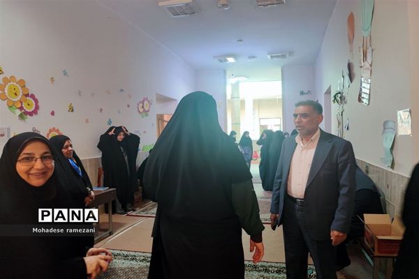 برگزاری مسابقات پژوهشی قرآن متوسطه اول سطح ناحیه