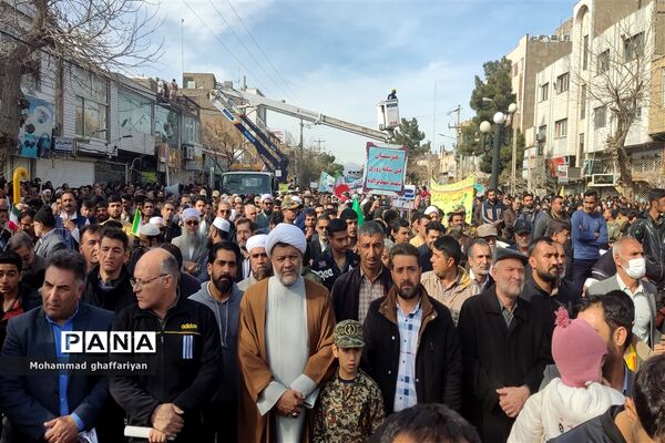 حماسه راهپیمایی یوم الله 22 بهمن در شهرستان تربت‌جام