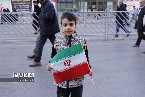 راهپیمایی ۲۲ بهمن در مشهد مقدس