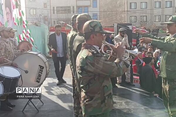 حضور پرشور مردم کهریزک و باقرشهر در راهپیمایی ۲۲بهمن