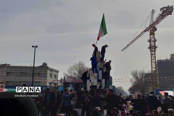 راهپیمایی یوم‌الله ۲۲ بهمن ماه سال ۱۴۰۲ در مشهد