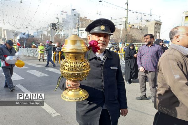 راهپیمایی یوم‌الله ۲۲ بهمن ماه سال ۱۴۰۲ در مشهد