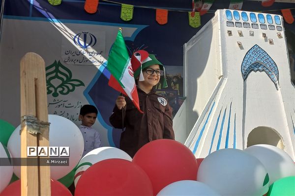 سالروز پیروزی انقلاب اسلامی، شکوهمند و پرنشاط