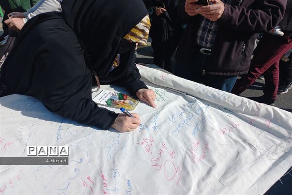 سالروز پیروزی انقلاب اسلامی، شکوهمند و پرنشاط