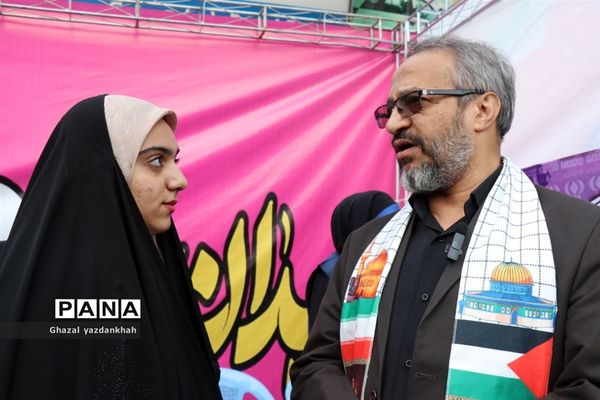 حضور پرشور مردم در یوم الله 22 بهمن ماه