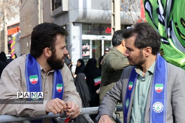 حضور پرشور مردم در یوم الله 22 بهمن ماه