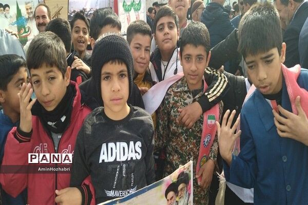 برگزاری راهپیمایی باشکوه 22 بهمن ماه در شهر کندر