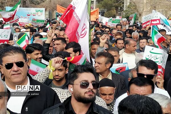 حضور حماسی و پرشور مردم شهرستان بیضا در راهپیمایی ۲۲ بهمن ماه