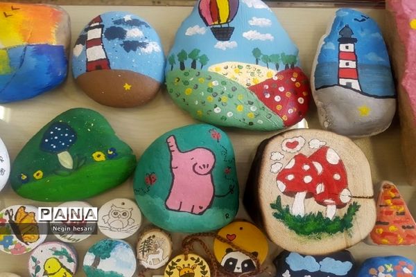 نمایشگاه دستاوردهای هنری دانش‌آموزان شهرستان پیشوا