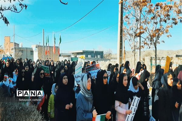 راهپیمایی ۲۲ بهمن در غلامان