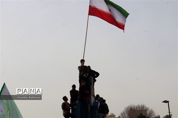 راهپیمایی ۲۲ بهمن در مشهد