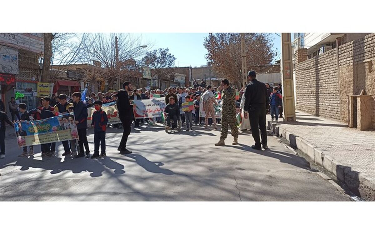 راهپیمایی باشکوه ۲۲ بهمن در شهر ضیاء آباد برگزارشد‌/ فیلم