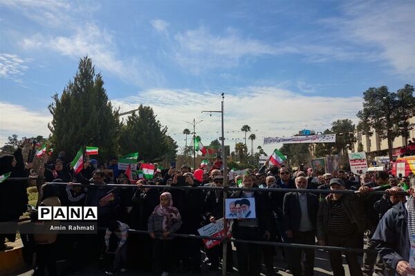 راهپیمایی 22 بهمن در شیراز