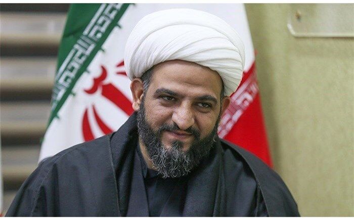 حضور پرشور دانش‌آموزان در مراسم راهپیمایی یک معجزه است