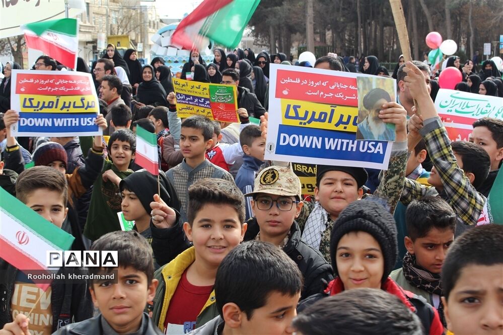 راهپیمایی ۲۲ بهمن در شهرستان چناران