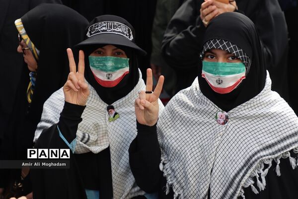 راهپیمایی 22 بهمن در مشهد