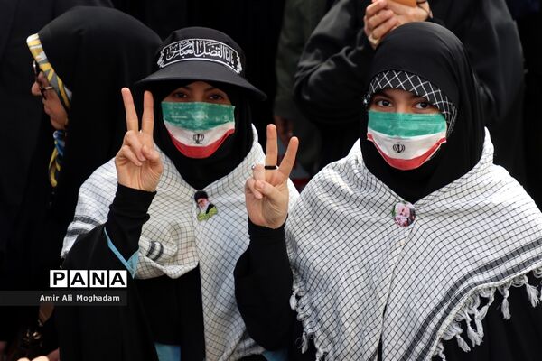 راهپیمایی 22 بهمن در مشهد